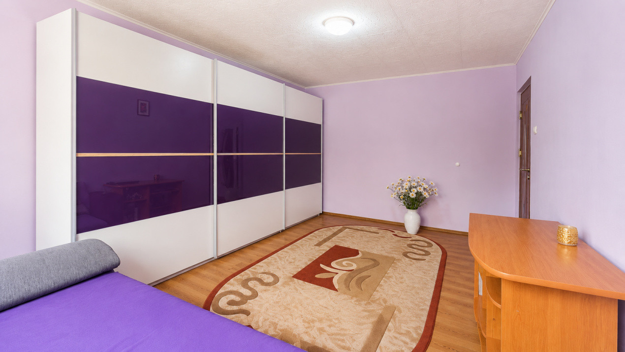 | Apartament 2 camere | Racadau – Strada Tampei | Parter inalt | Loc de parcare
