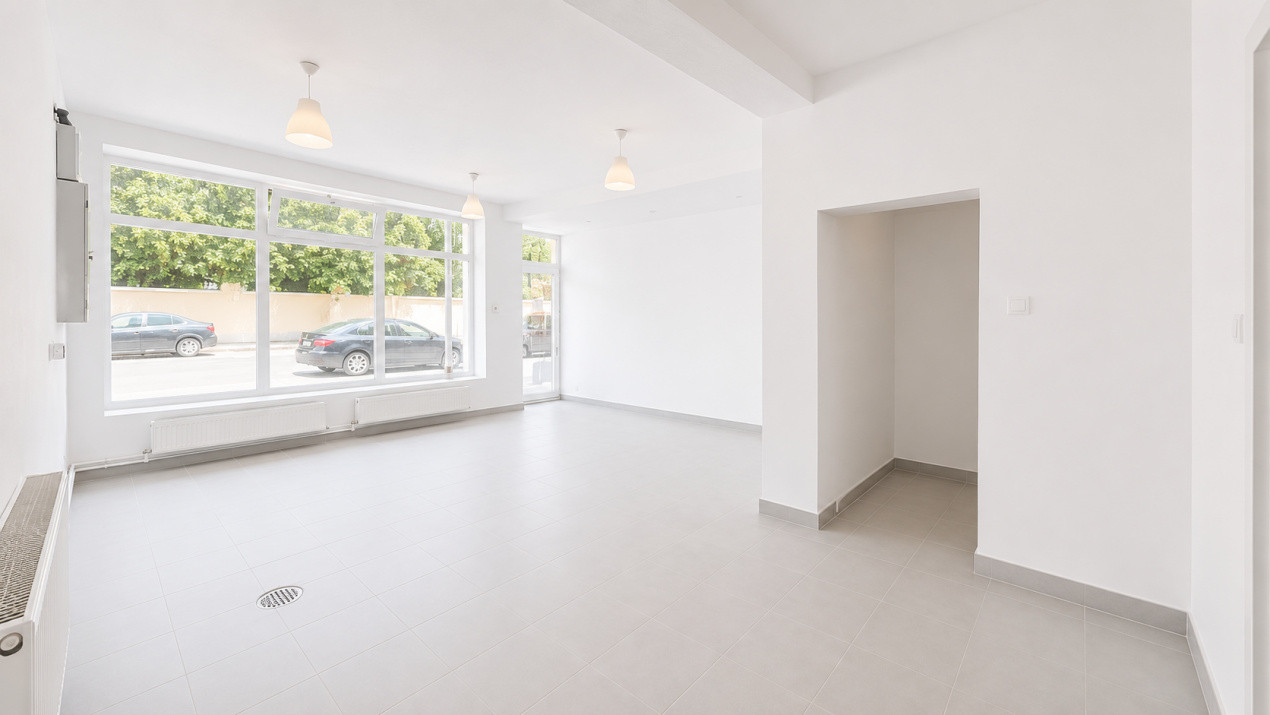 Spatiu comercial 80 mp | HORECA| Terasa privata | Curent trifazic