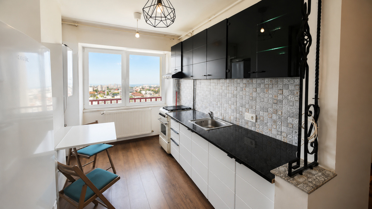 Garsoniera spatioasa | Bucatarie open-space | Zona Onix  