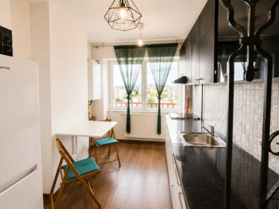 Garsoniera spatioasa | Bucatarie open-space | Zona Onix  