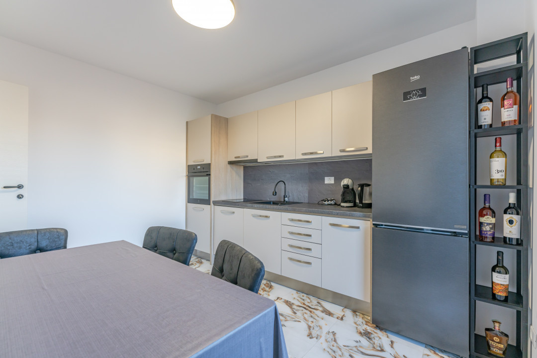 Apartament de lux cu 2 camere si 2 terase in Tractorul