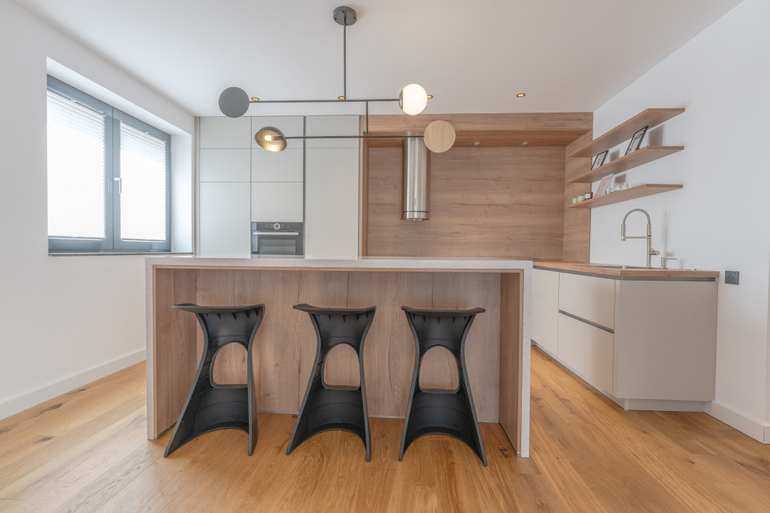 Duplex Premium cu Panorama Carpaților | Drumul Poienii Complex Stejeris