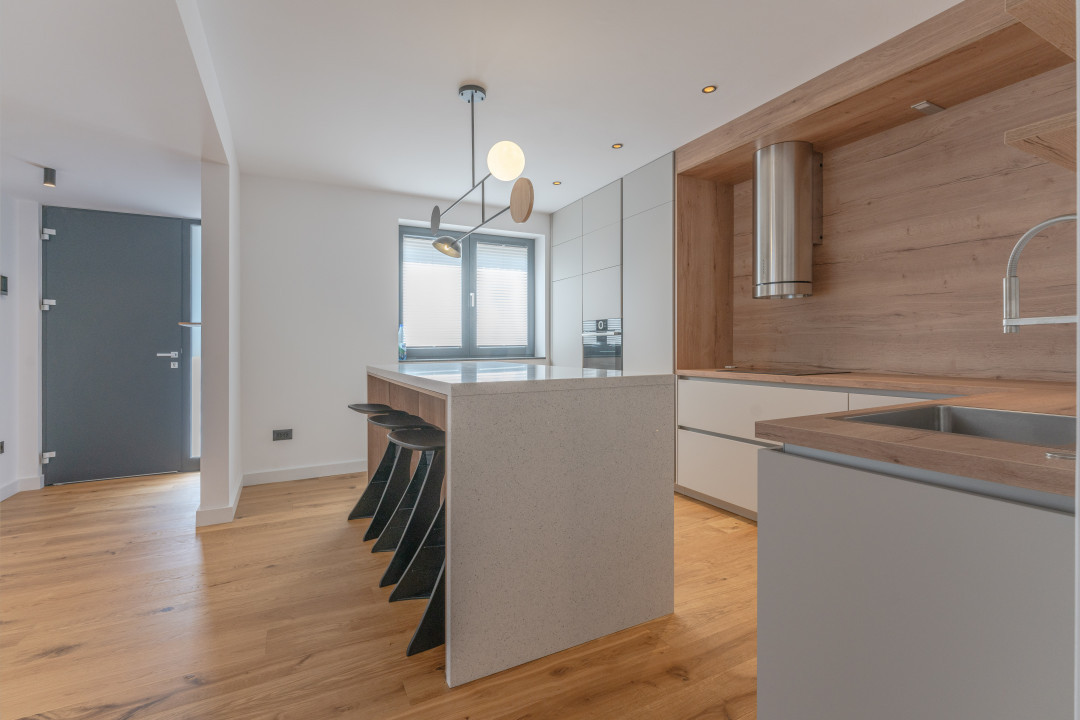 Duplex Premium cu Panorama Carpaților | Drumul Poienii Complex Stejeris