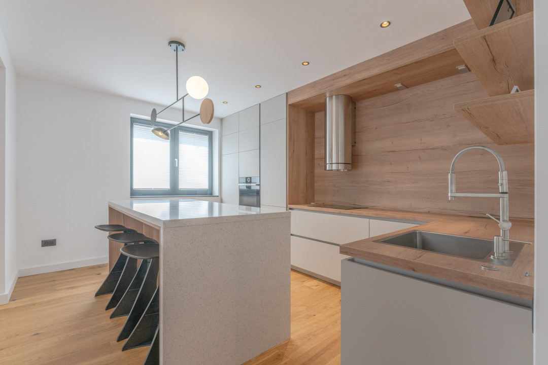 Duplex Premium cu Panorama Carpaților | Drumul Poienii Complex Stejeris