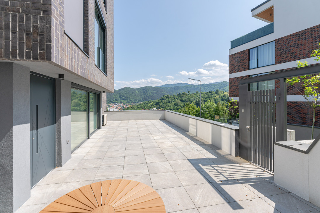 Duplex Premium cu Panorama Carpaților | Drumul Poienii Complex Stejeris