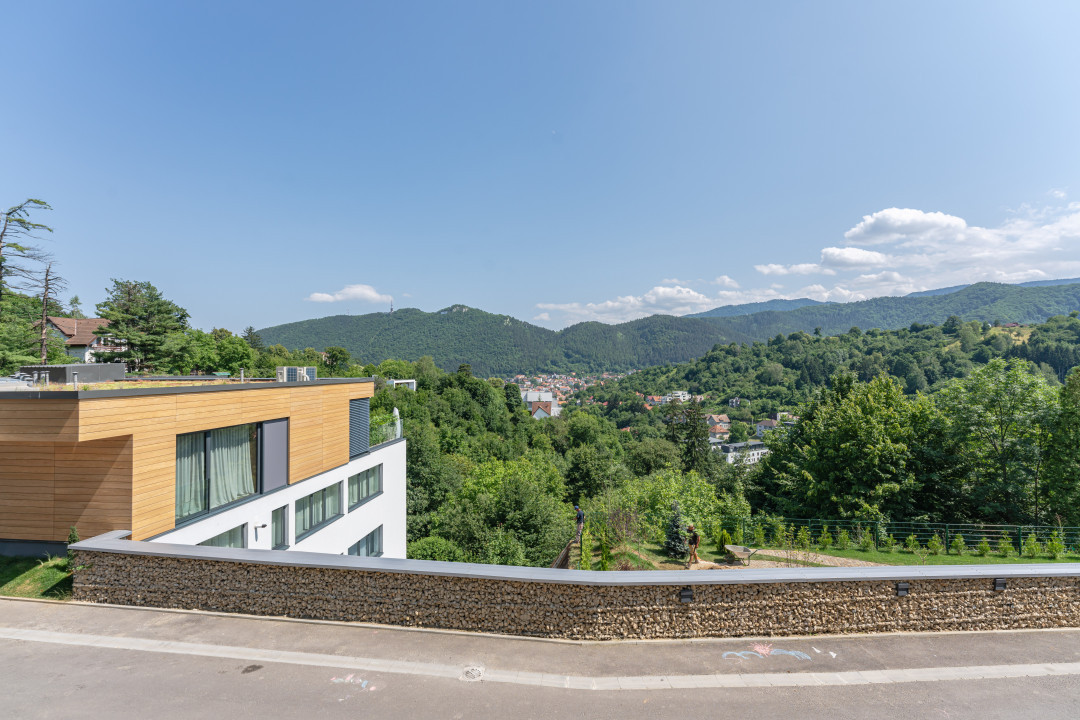 Duplex Premium cu Panorama Carpaților | Drumul Poienii Complex Stejeris