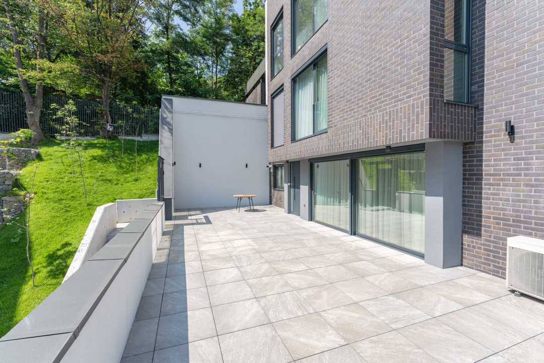 Duplex Premium cu Panorama Carpaților | Drumul Poienii Complex Stejeris