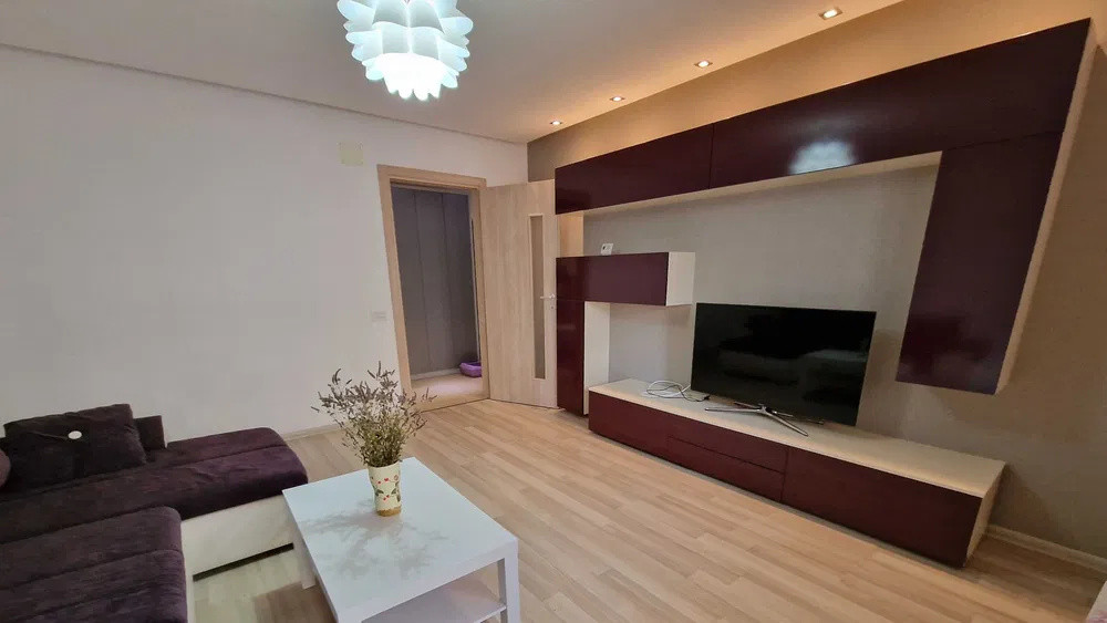 Apartament cochet cu doua camere in Urban 
