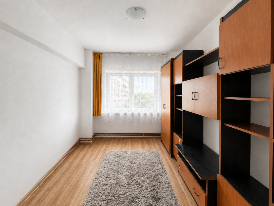 Apartament decomandat 3 camere | 2 bai | parcare inclusa | zona Noua