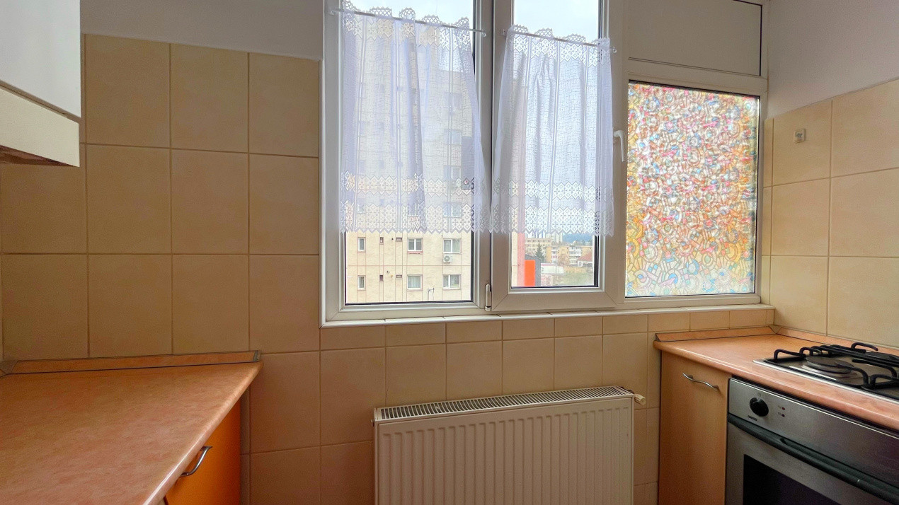 Apartament cu 3 camere in zona Onix 