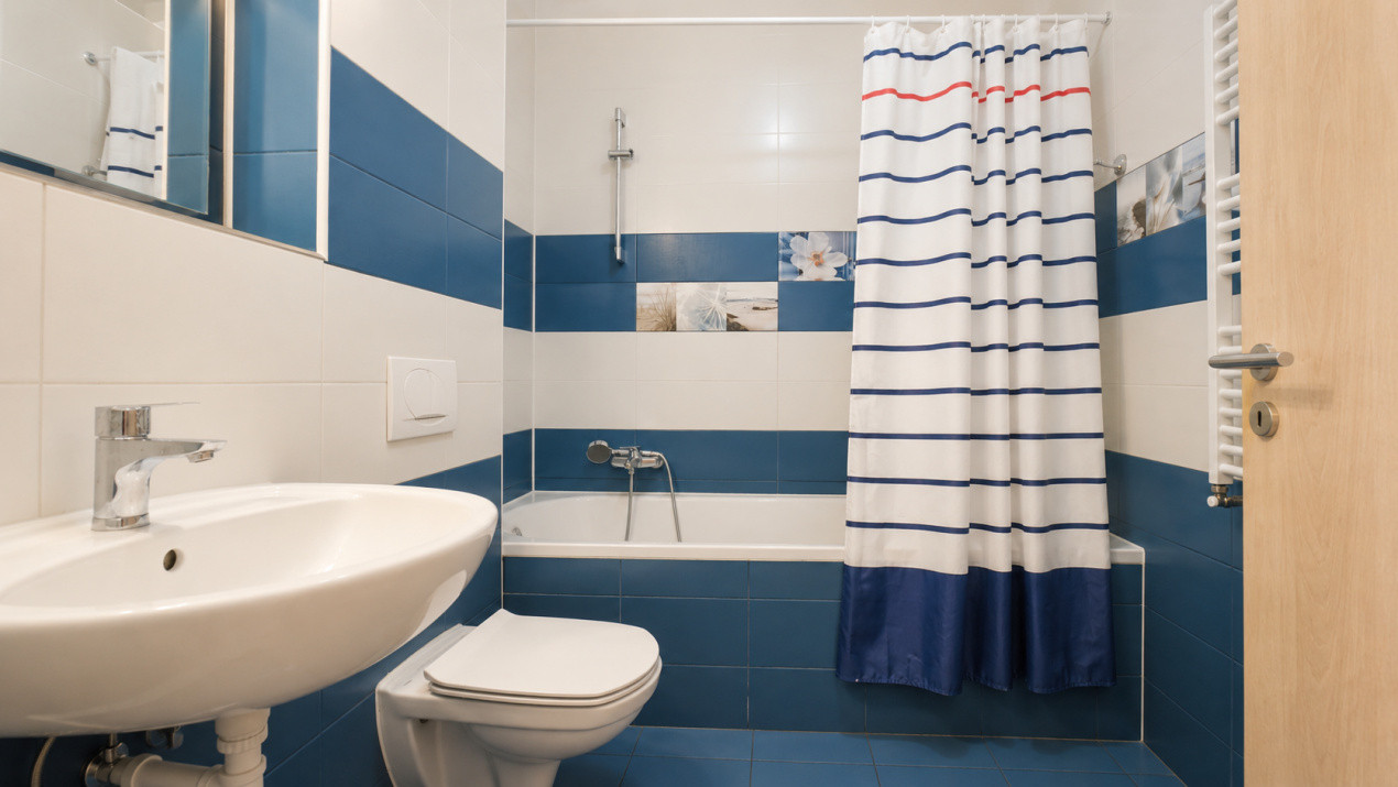 Apartament 2 camere | decomandat | gradina proprie | Tractorul - Parcare Inclusa
