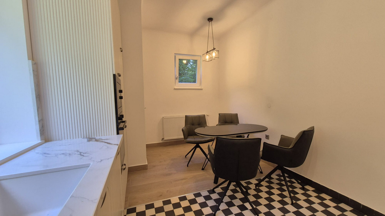 Apartament cu 2 camere partial mobilat in zona centrala