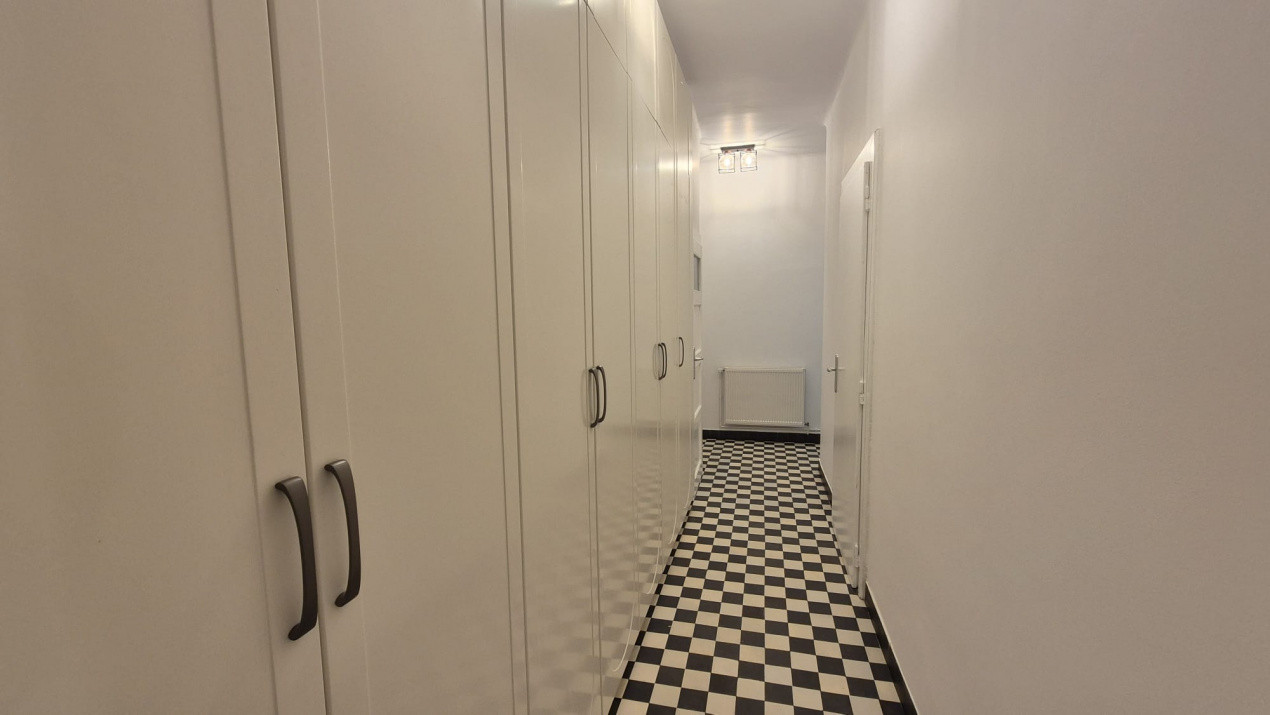 Apartament cu 2 camere partial mobilat in zona centrala