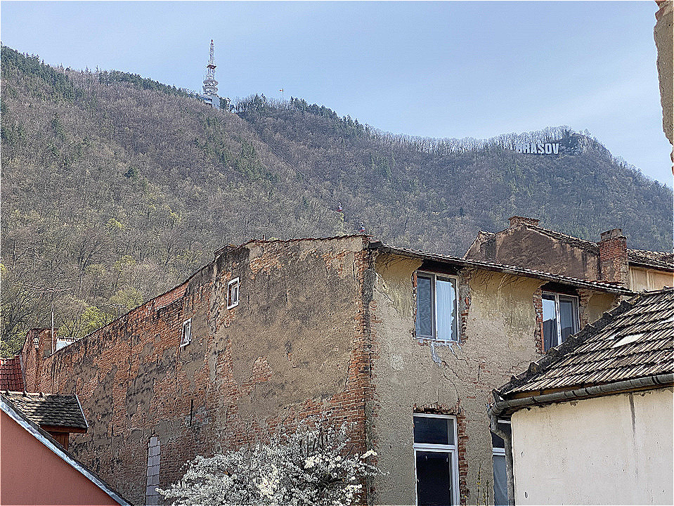 Ultracentral Brașov | Studio cu terasă 25 mp & vedere Tâmpa | 0% comision