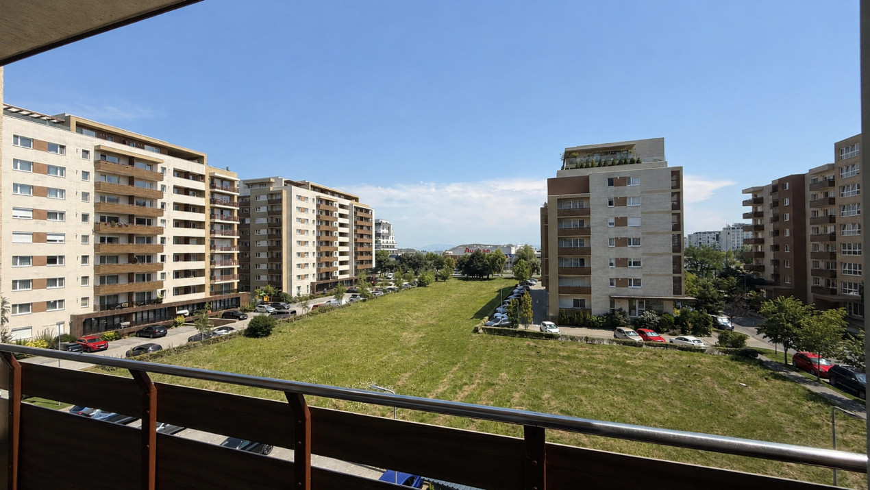 Urban Coresi– studio cu terasa | aproape de tot ce conteaza | Mall Coresi 