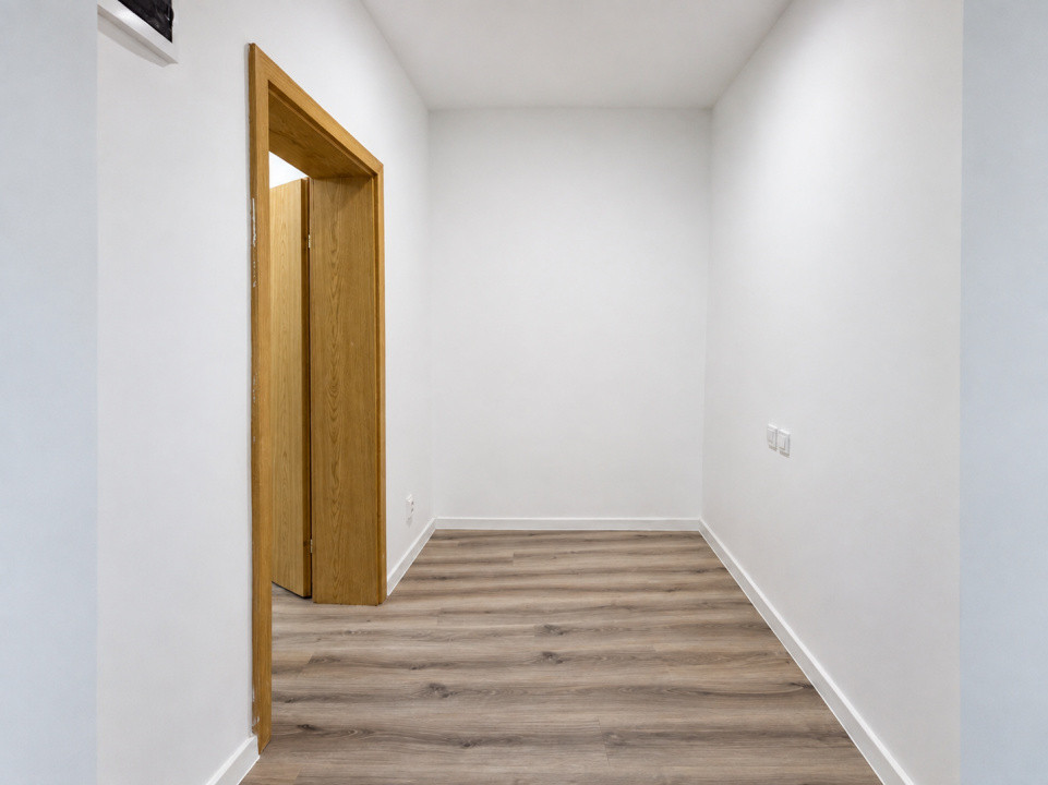Spatiu comercial nou, 45 mp, cu curte proprie | Ideal birou sau servicii