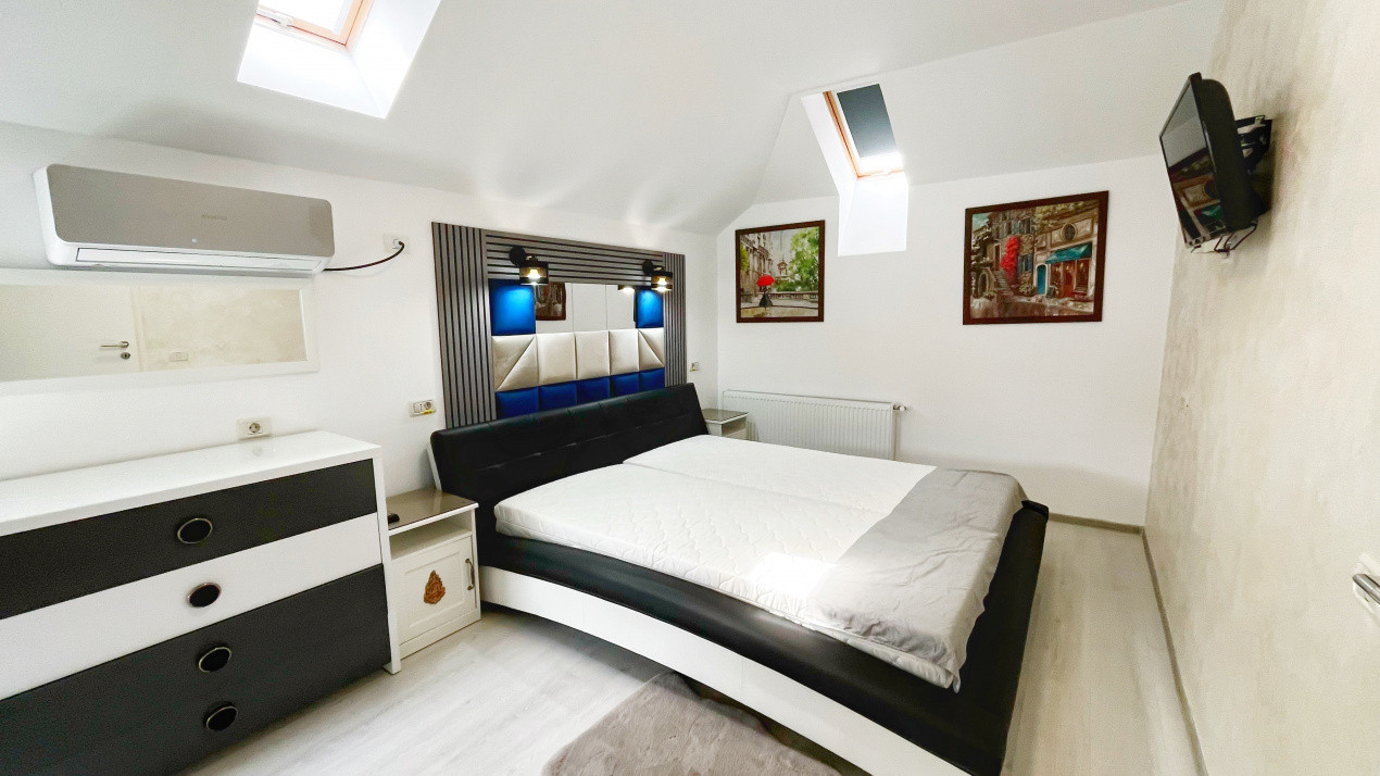 Apartament cu 3 camere în zona Centrală/ Strada Lungă