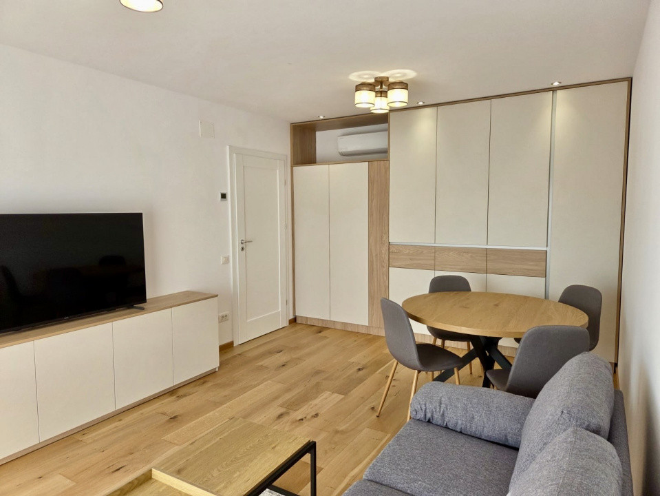 Apartament modern cu 3 camere in Urban Plaza