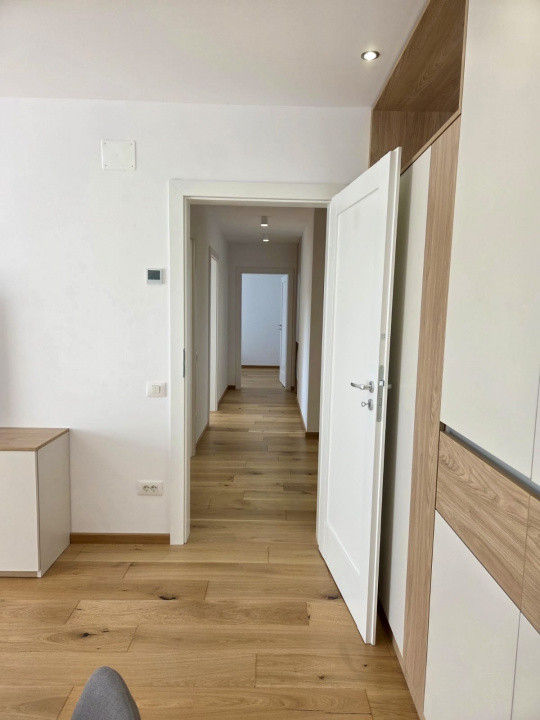 Apartament modern cu 3 camere in Urban Plaza
