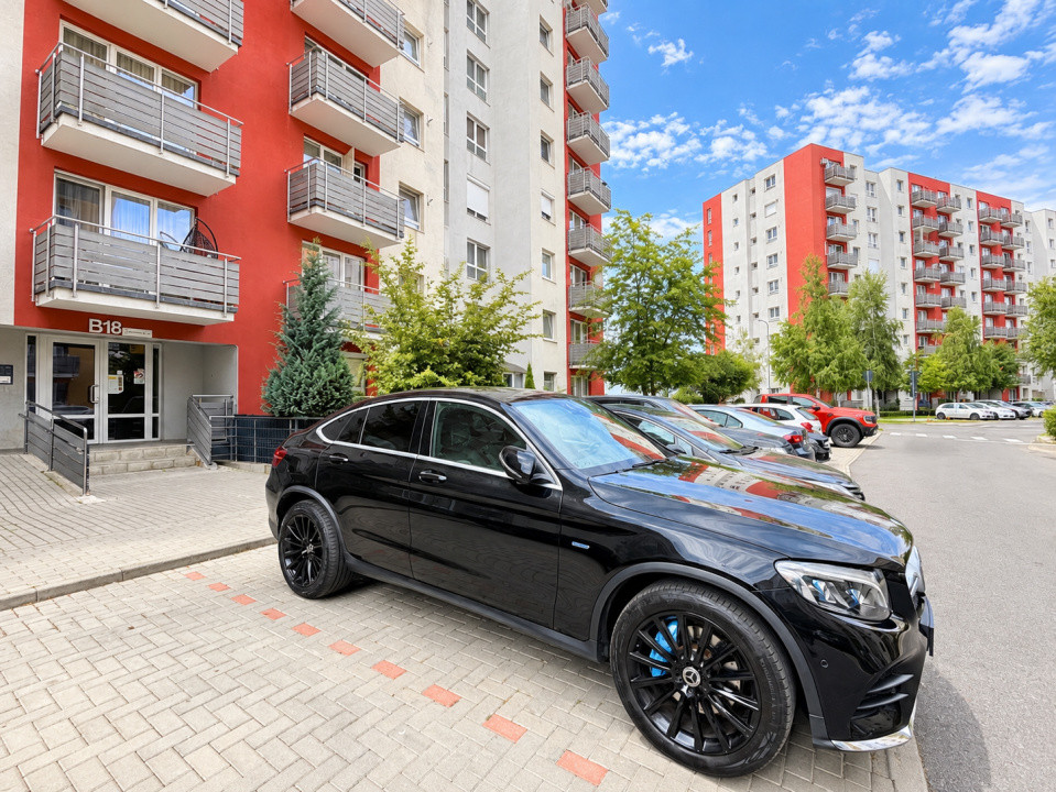 Apartament cochet, prima inchiriere
