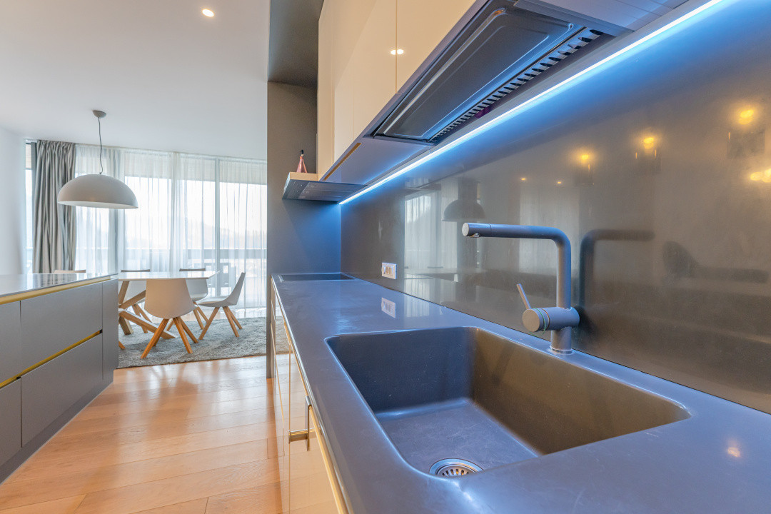 Penthouse Spectaculos | Jacuzzi | Vedere Panoramică | 4 Camere