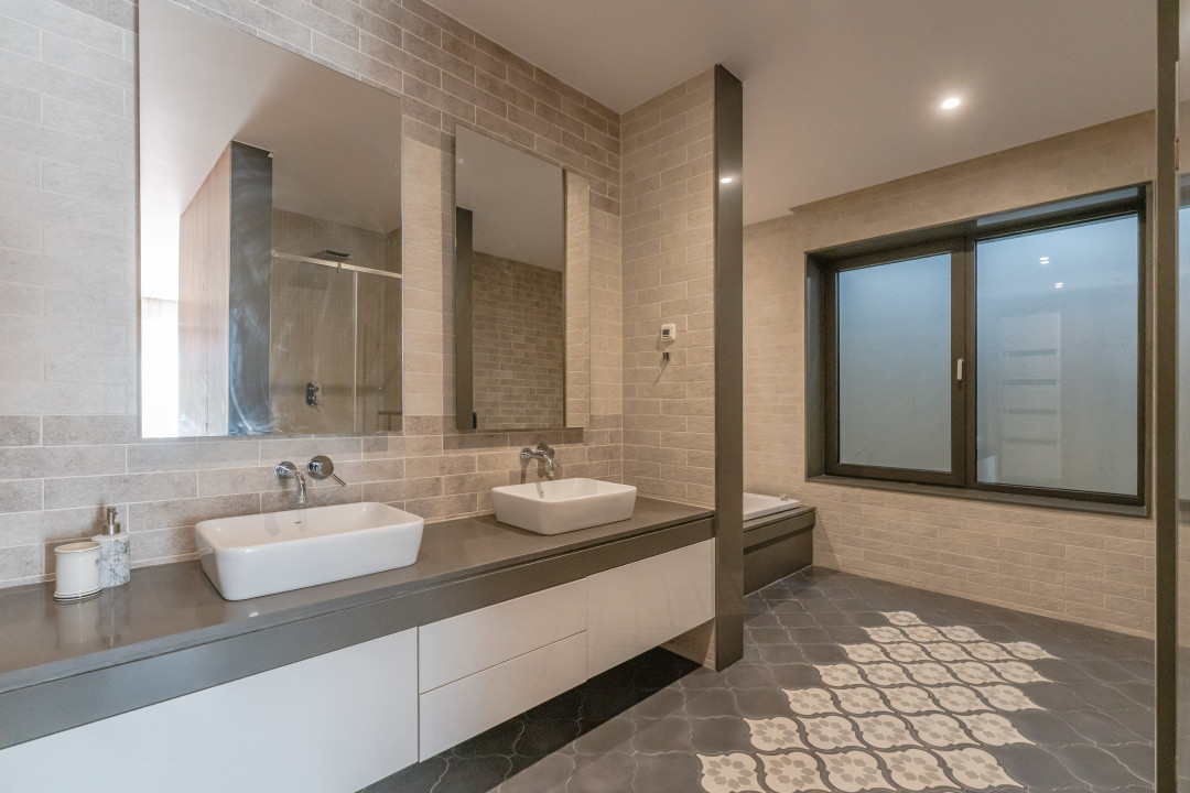 Penthouse Spectaculos | Jacuzzi | Vedere Panoramică | 4 Camere