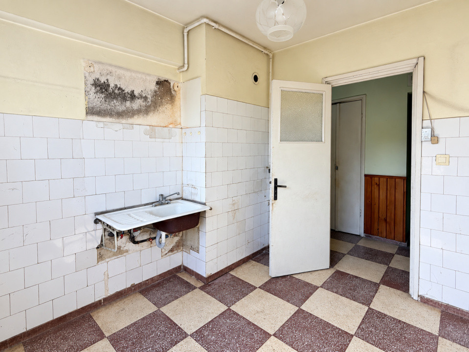 Apartament insorit,  cu mult potential, langa AFI mall/Tribunal/Directia Fiscala