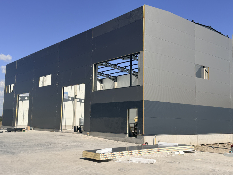 Hala industriala, constructie noua, prima inchiriere