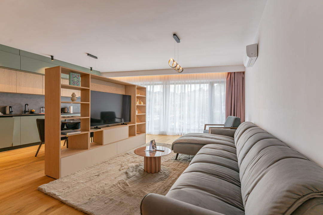 Apartament 4 Camere de Lux | 3 Dormitoare | Terasă 20 mp | Brașov