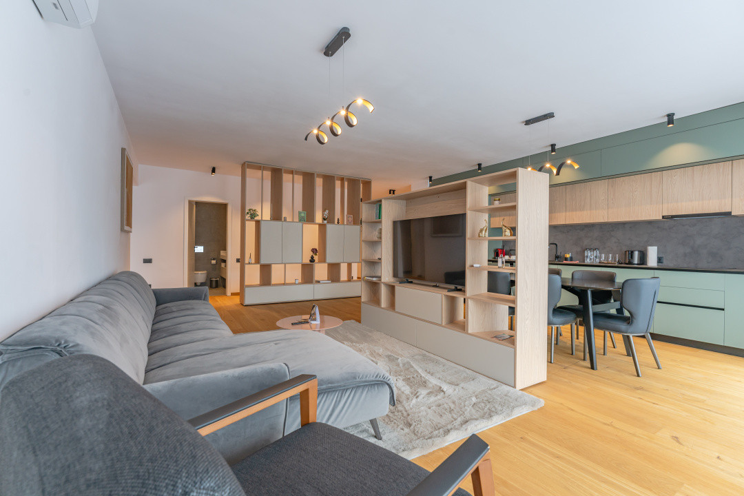 Apartament 4 Camere de Lux | 3 Dormitoare | Terasă 20 mp | Brașov