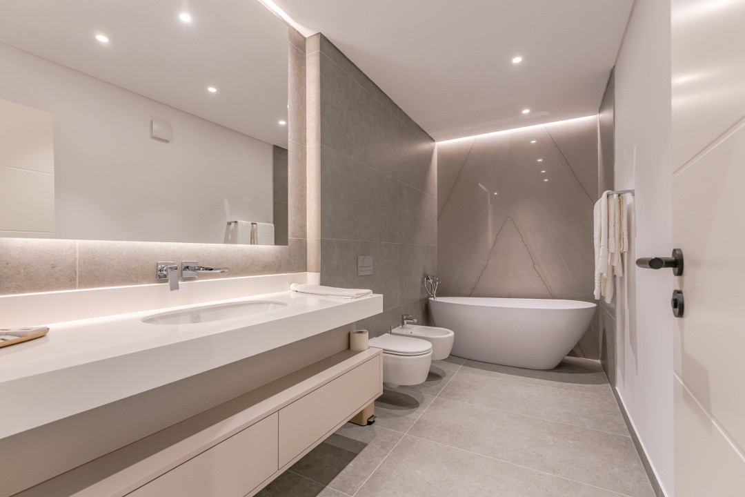 Apartament 4 Camere de Lux | 3 Dormitoare | Terasă 20 mp | Brașov