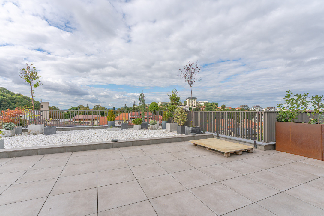 Penthouse de Lux | 4 Camere | 209 mp Terase | Vedere spre Tâmpa