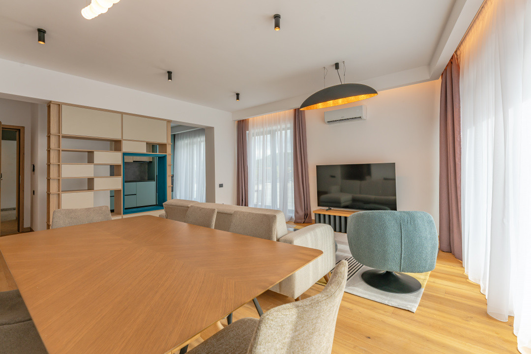 Penthouse de Lux | 4 Camere | 209 mp Terase | Vedere spre Tâmpa