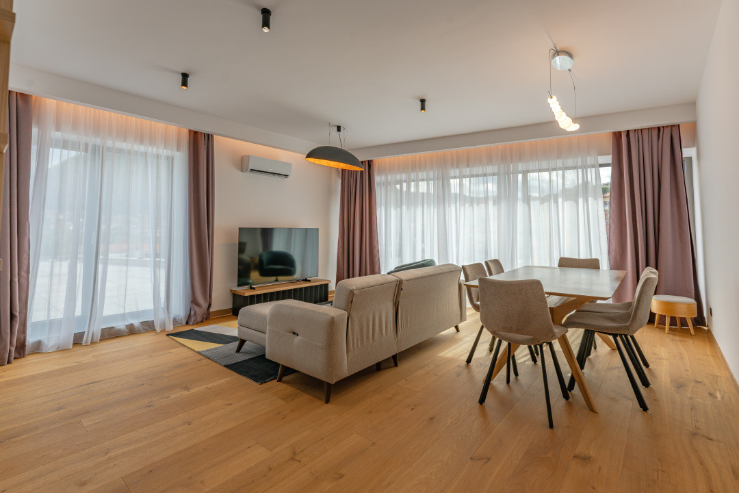 Penthouse de Lux | 4 Camere | 209 mp Terase | Vedere spre Tâmpa