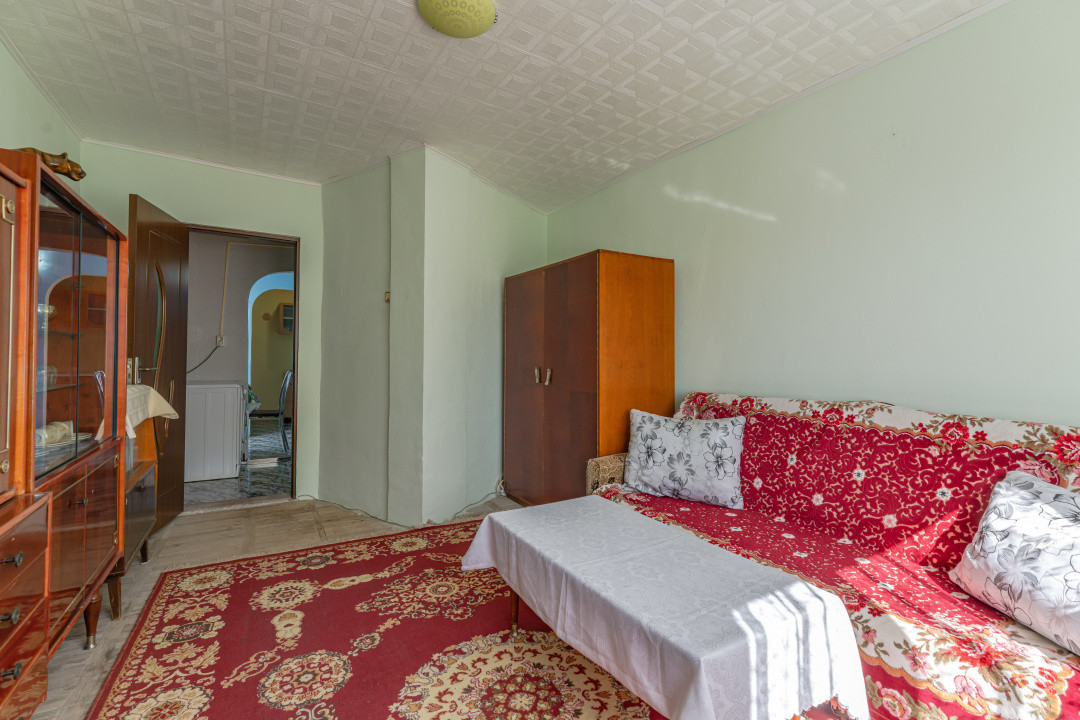 Apartament cu 2 camere, str. Lanii - Bartolomeu.