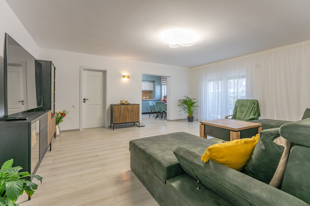 Casa in Harman, cu 4 dormitoare, terasa generoasa si teren de 652 mp