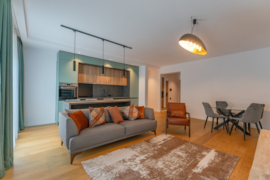 Închiriere apartament modern 3 camere cu vedere superbă Brașov