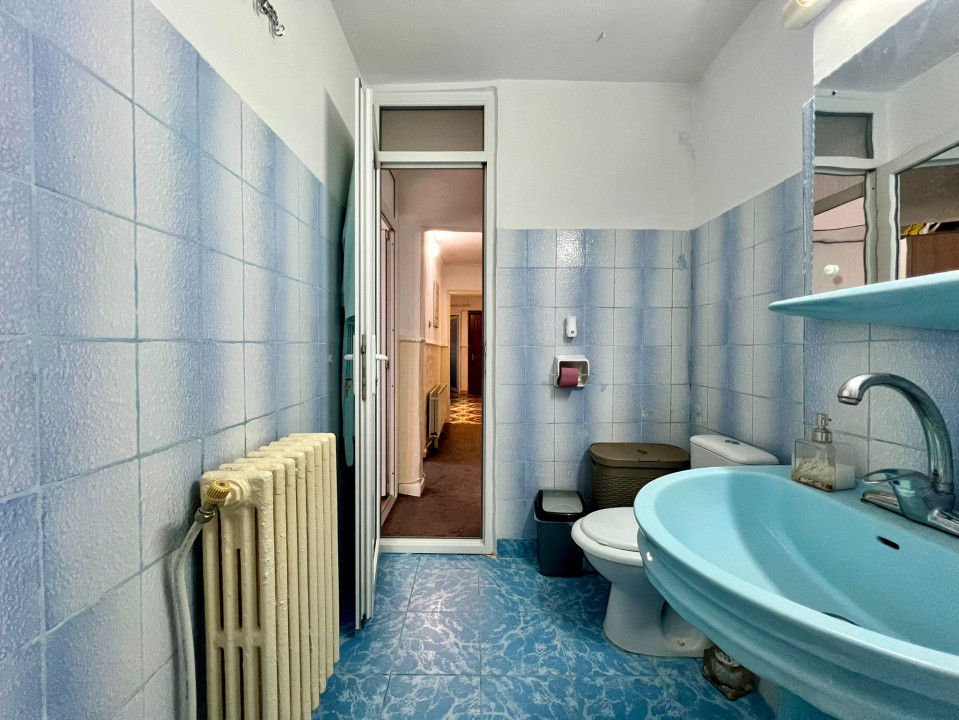 Apartament luminos 3 camere, 2 băi, parcare