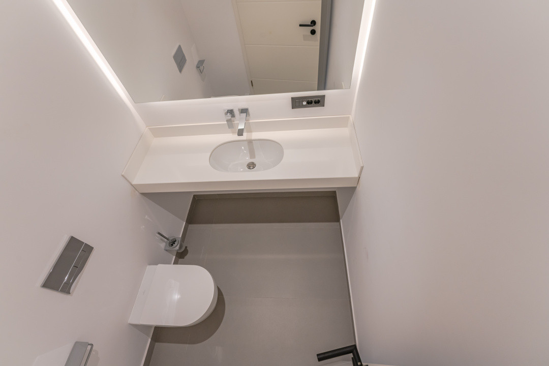 Apartament 4 camere cu terasă 104 mp și priveliște spre Tâmpa