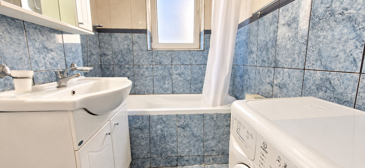 Apartament cu 2 camere in zona Patria