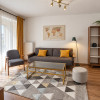 Apartament cu 2 camere pe Pietonala/Coresi 