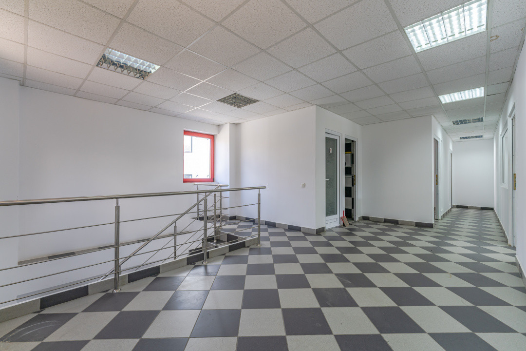 Hală de depozitare și producție - acces facil, zona Noua - Brasov.