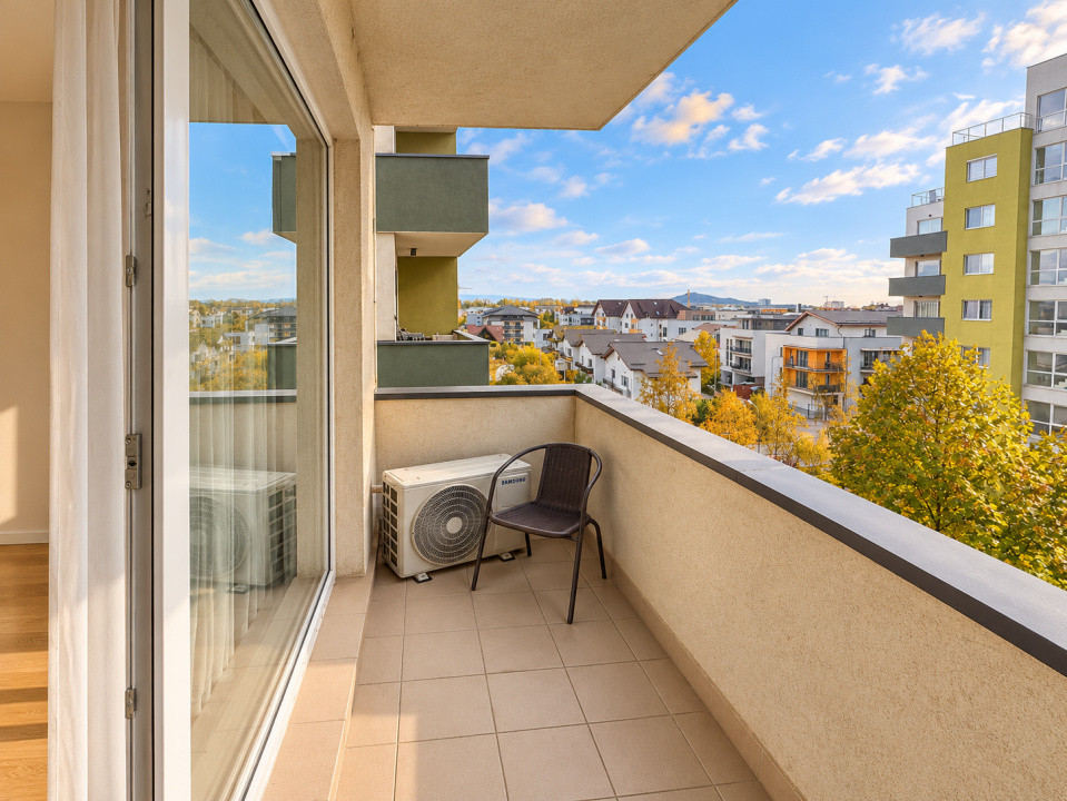 Apartament cu 2 camere Top City – Coresi | Parcare, boxa si dressing