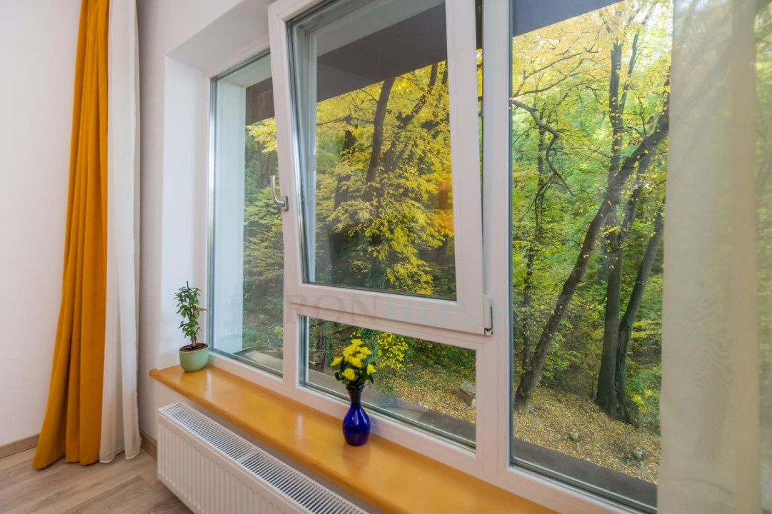 Apartament intim, langa rezervatie, zona centrala.