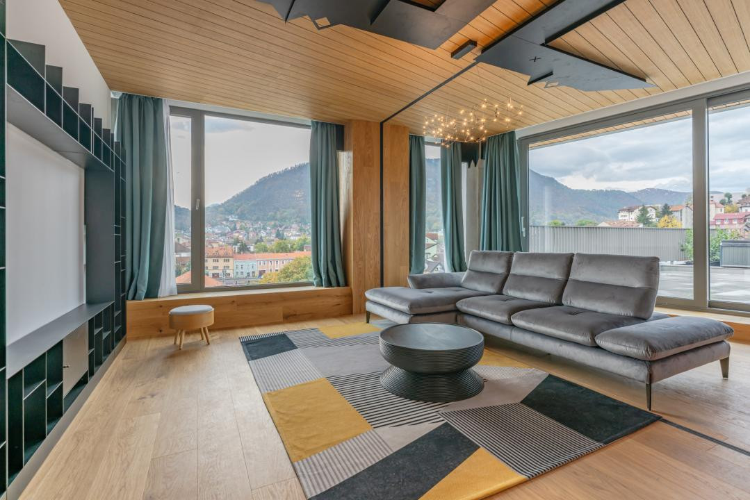Penthouse de lux cu jacuzzi și vedere spectaculoasă spre Tâmpa