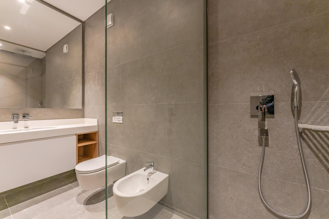 Penthouse de lux cu jacuzzi și vedere spectaculoasă spre Tâmpa