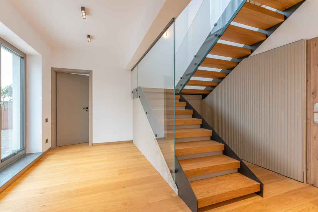 Penthouse de lux cu jacuzzi și vedere spectaculoasă spre Tâmpa
