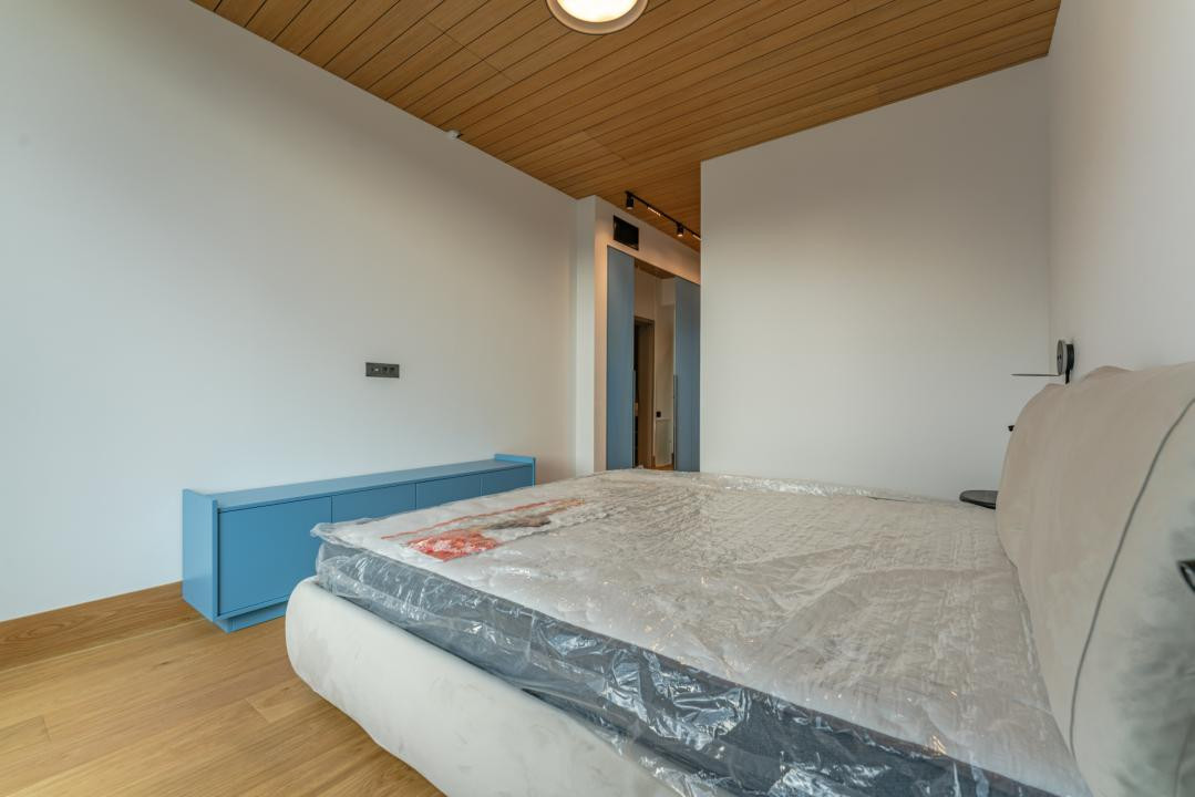 Penthouse de lux cu jacuzzi și vedere spectaculoasă spre Tâmpa