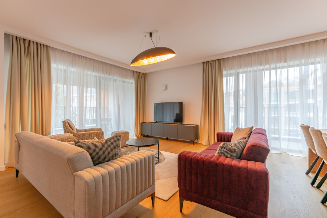 Apartament cu 4 camere in centrul Brasovului