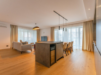 Apartament cu 4 camere in centrul Brasovului